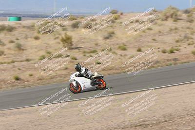 media/Apr-20-2025-AHRMA (Sun) [[393a79c373]]/Race/Group 11 early race/Turn 4b/